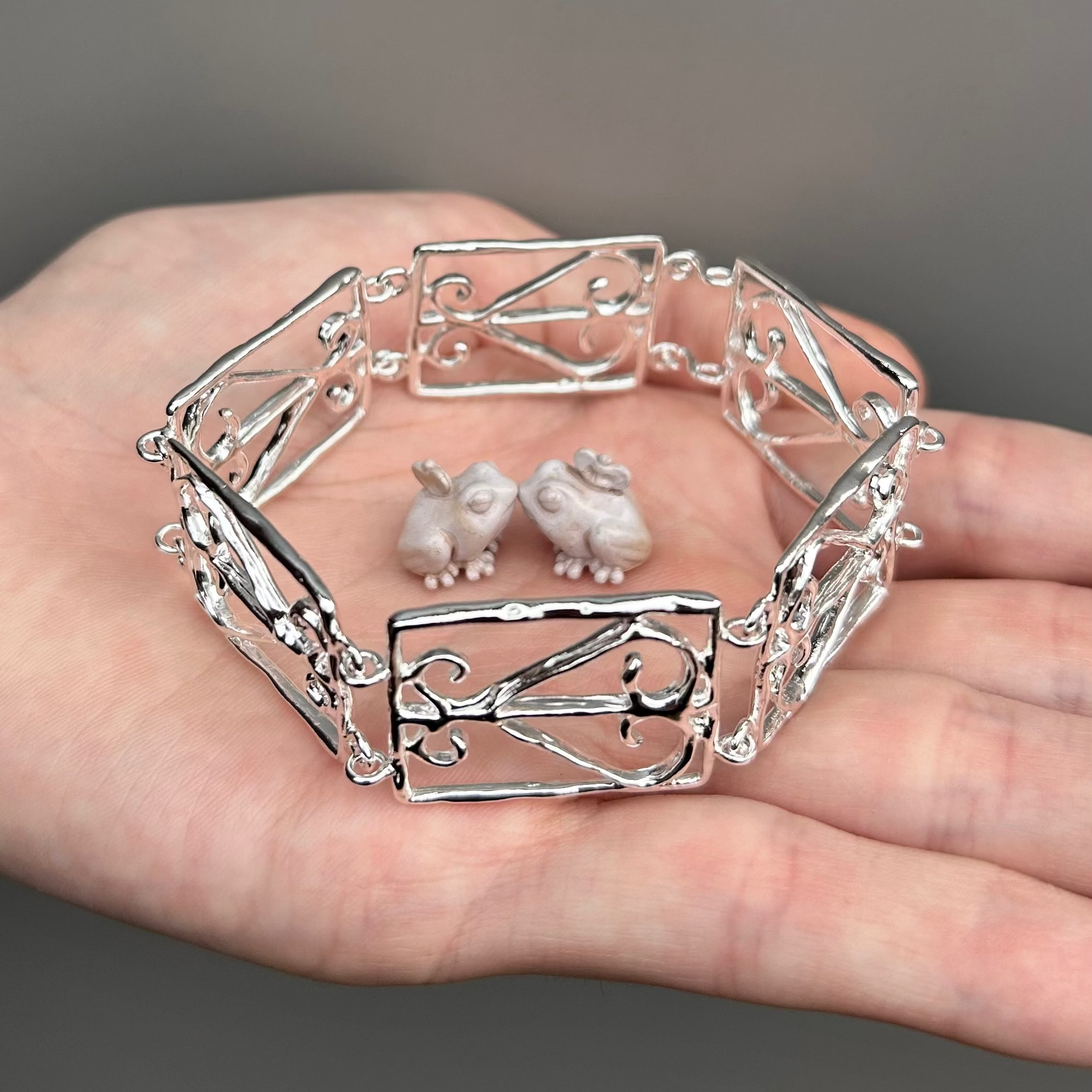 Amor Bracelet
